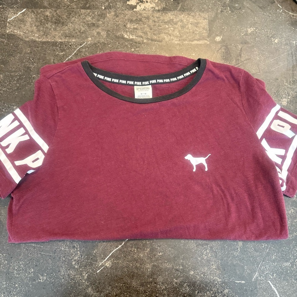 PINK Victoria’s Secret short sleeve